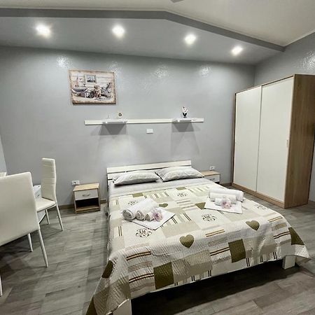 The Queen Tropea Exterior photo